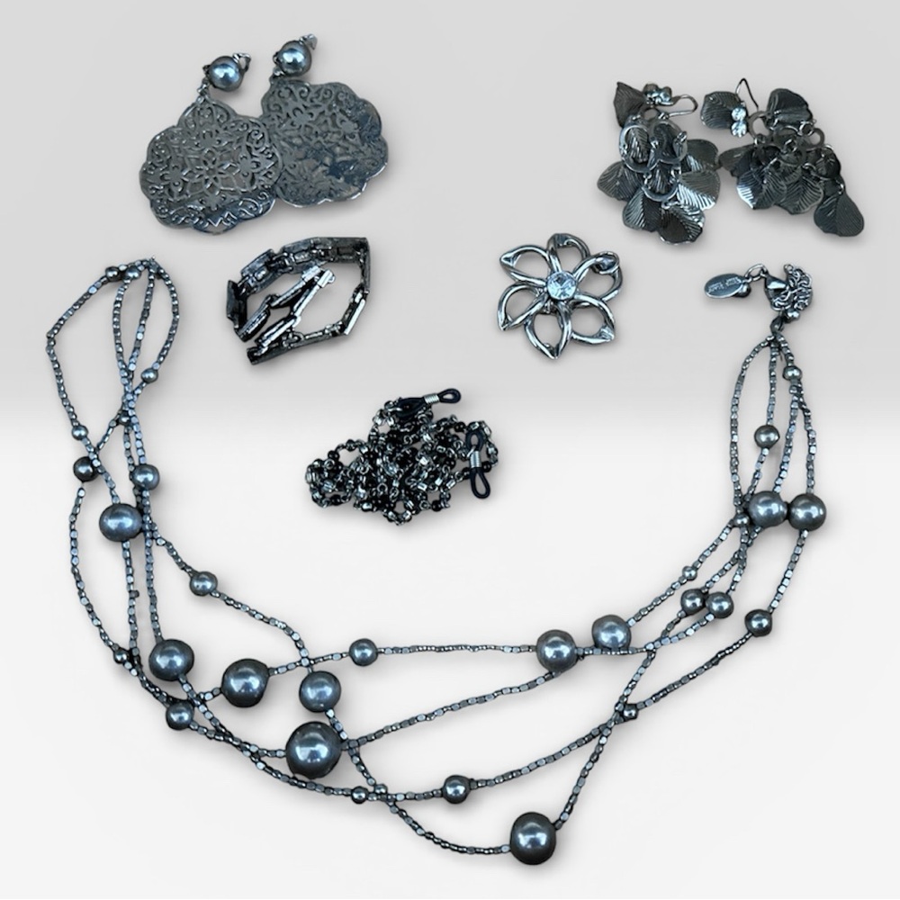 Repair and or wear lot silver toned